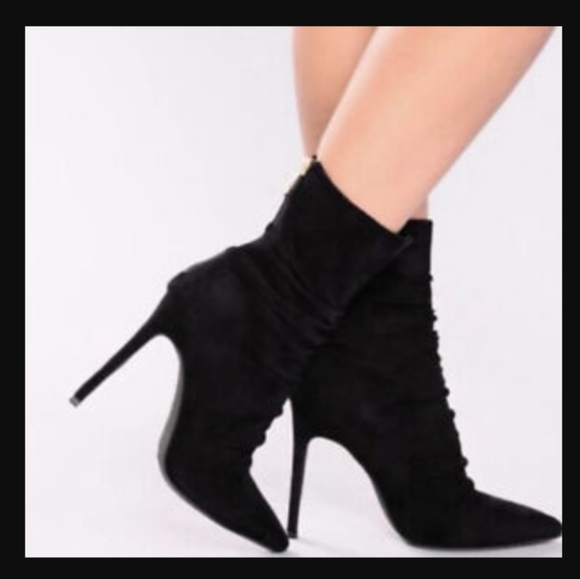 So Me sz 7.5 women's black suede boots - Picture 1 of 2